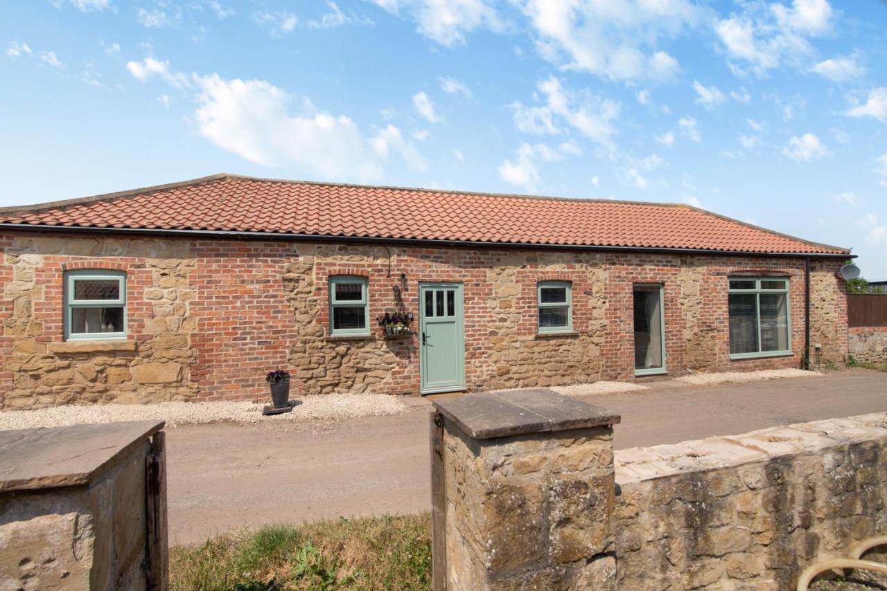 Holiday home The Old Moat Barn - With Private Hot Tub